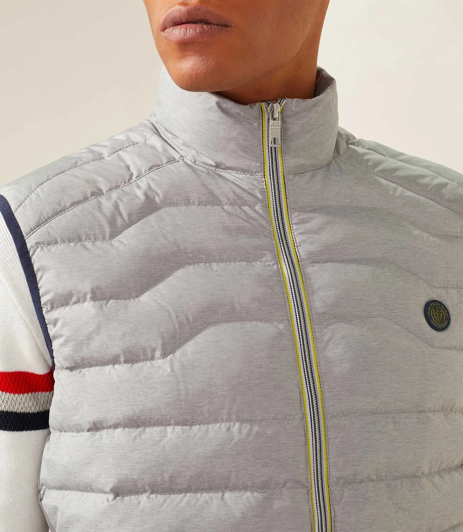Blouson sans manche gris-chine 