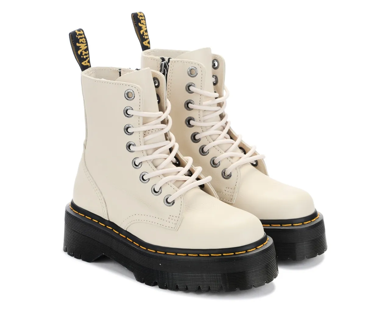 Botte combat Dr. Martens Jadon III en cuir beige