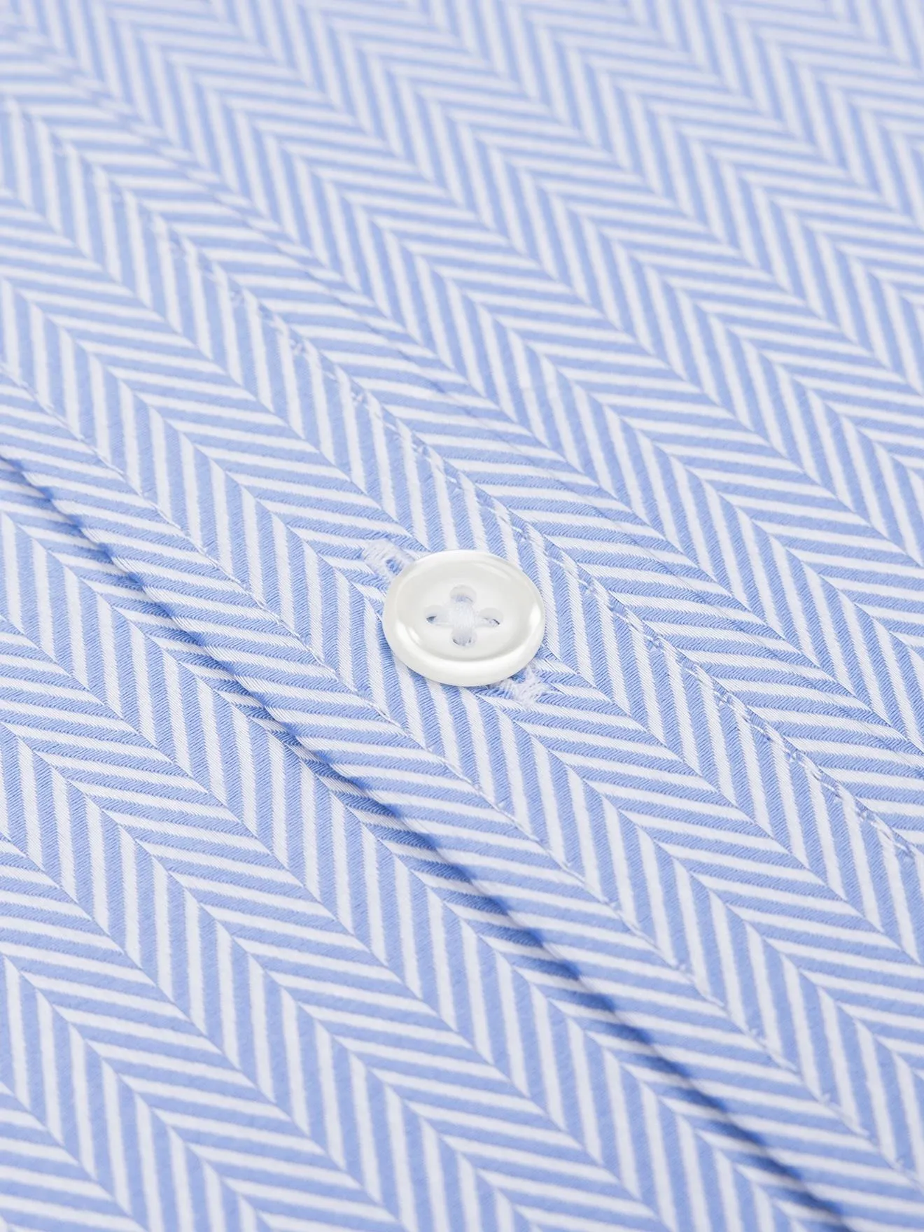 Chemise cintrée en Chevron ciel  - Poignets Mousquetaires