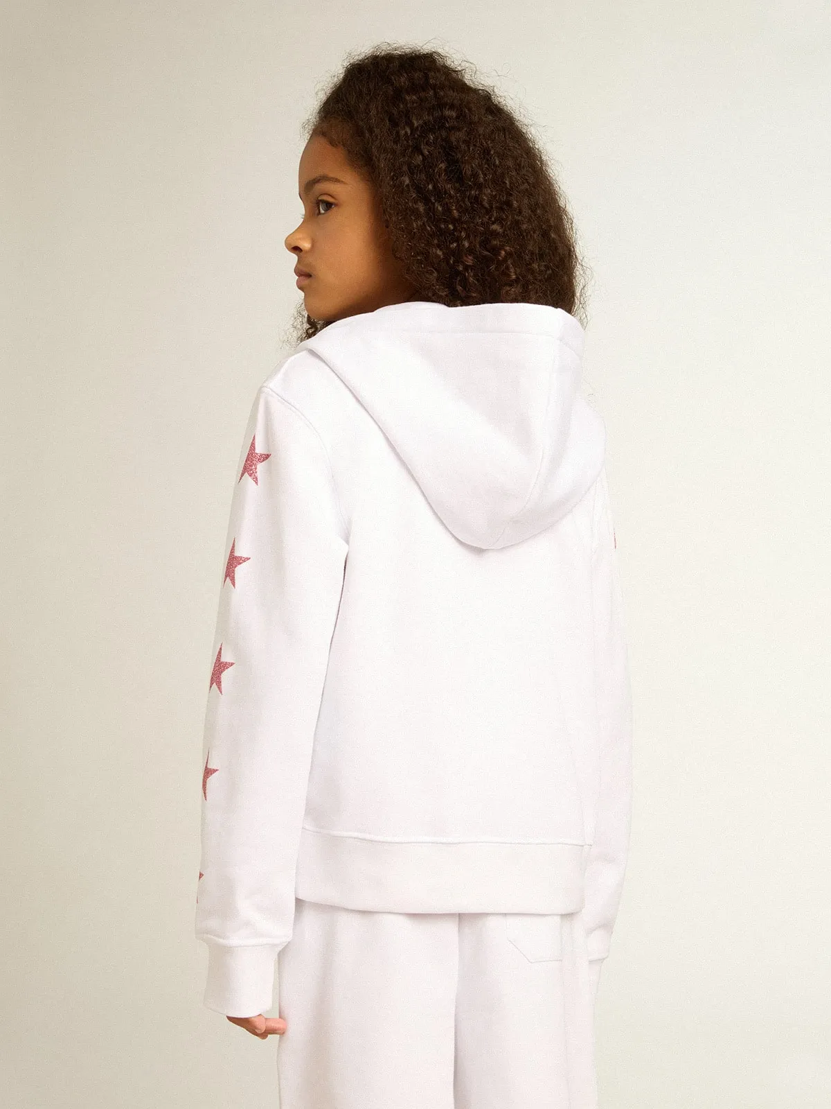 Sweat-shirt blanc fille avec fermeture à glissière et étoiles à paillettes sur les manches | Golden 
