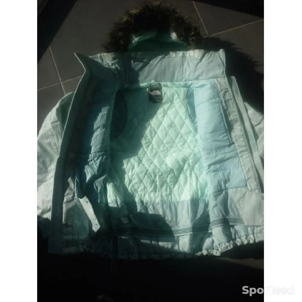 VESTE SNOW NORTH FACE d'occasion Ajouté le : 10/12/2021